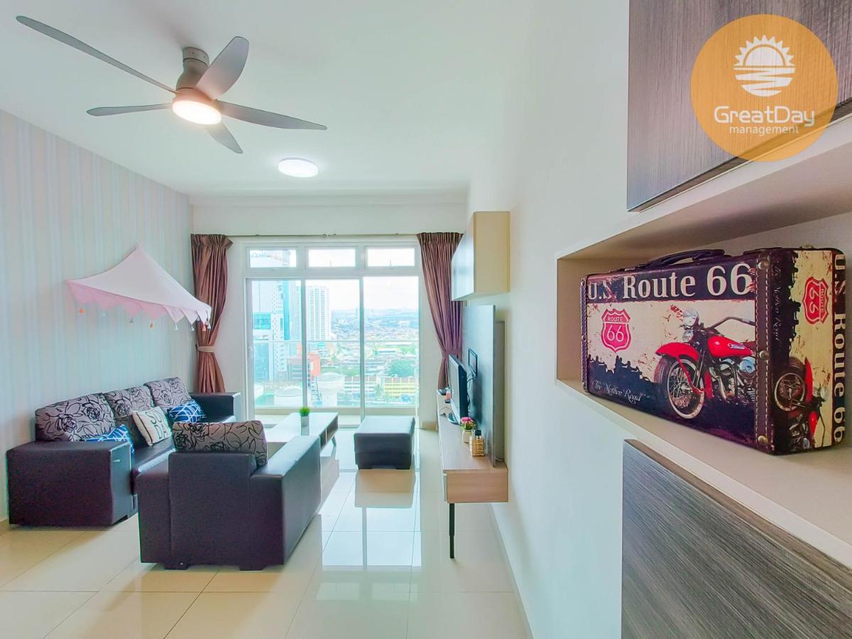 Appartement Twin Galaxy By Greatday à Johor Bahru Extérieur photo